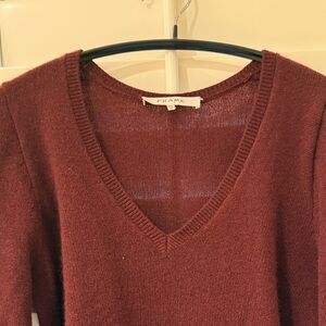 Frame Cashmere Deep Burgundy V-Neck Sweater